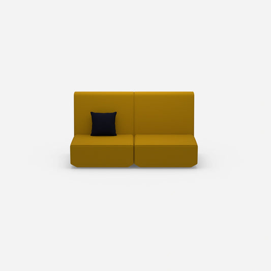 2er Sofa mit hoher Rückenlehne von vorne