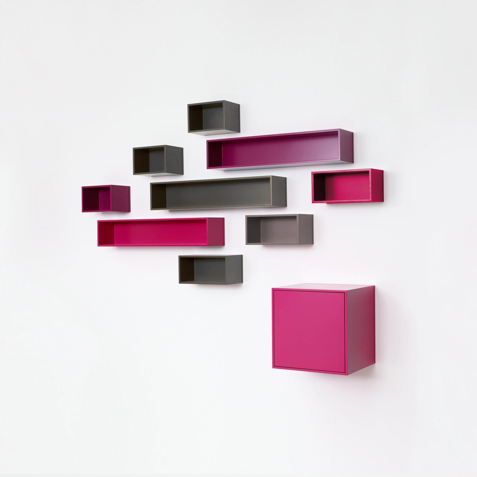 CD shelving RK038 from the left side