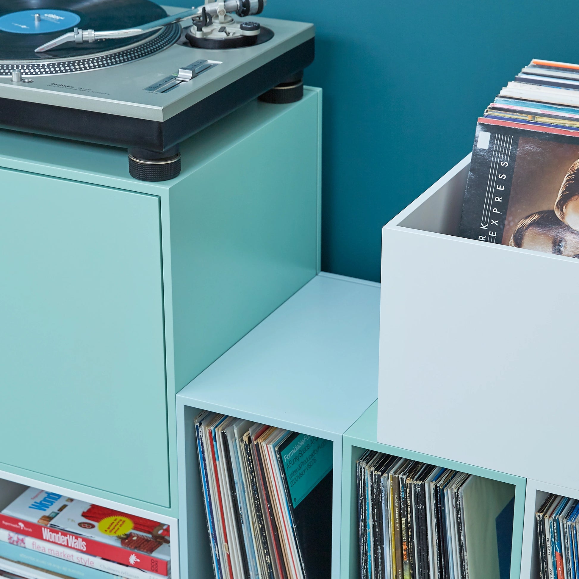 Record shelf RK203 from the left side