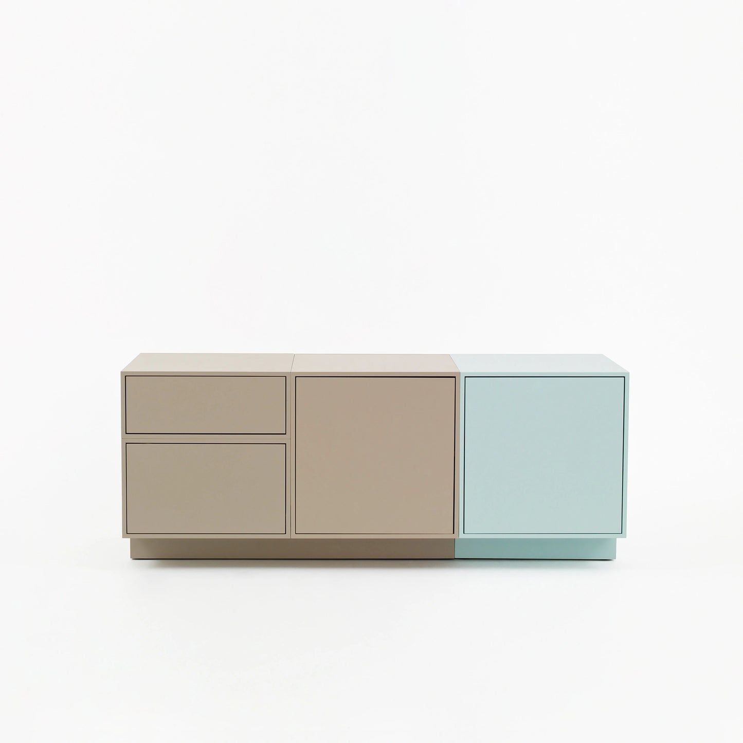 Drawer shelf RK138 from the front