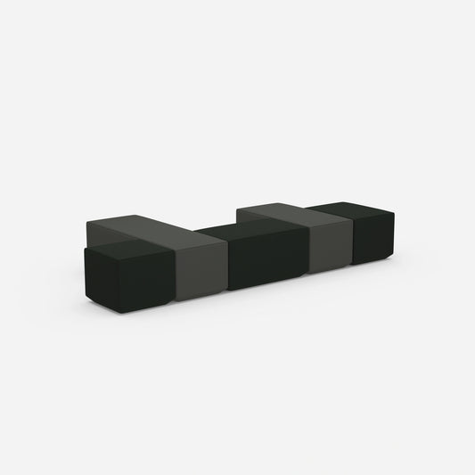 Schwarze Sitzbank von hinten